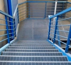 Изготовление лестничных маршей из металла