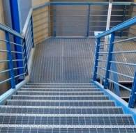 Изготовление лестничных маршей из металла